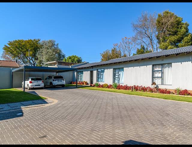 2 BEDROOM CLUSTER TO LET IN RANDPARK RIDGE